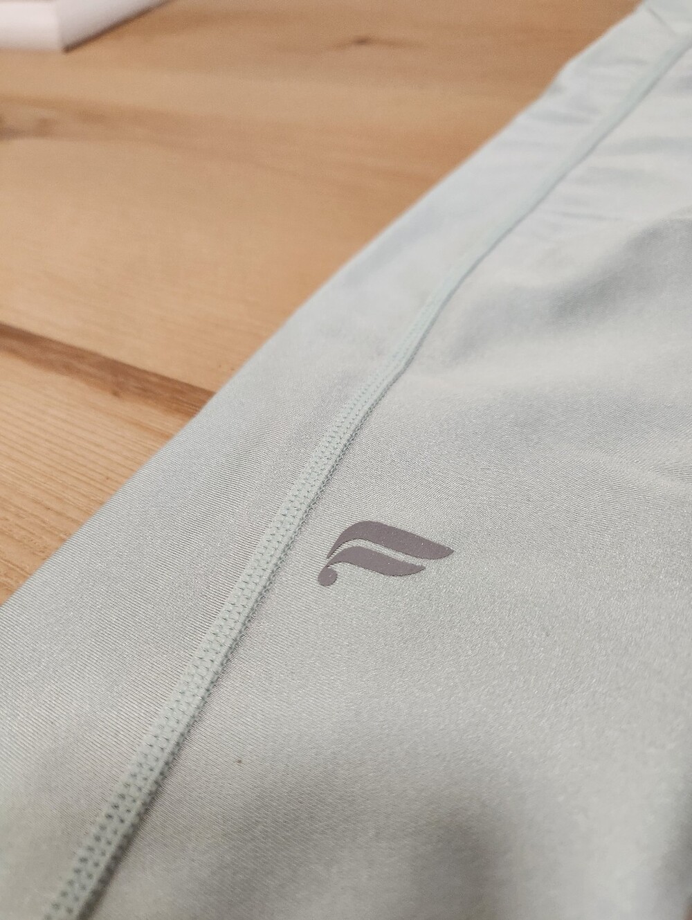 Fabletics Light Mint Performance Leggings, Shiny
